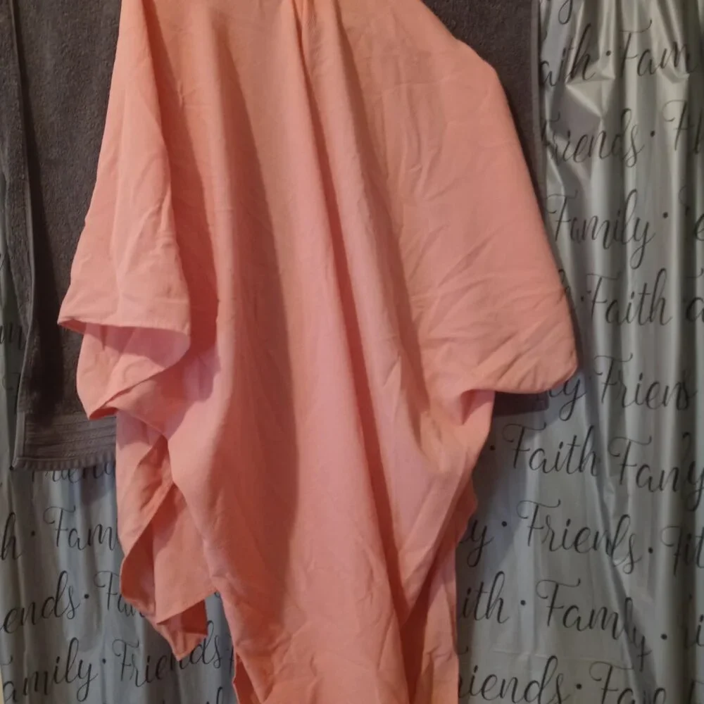 Layering piece - Picture 2 of 2